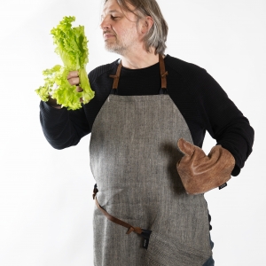 KOOS_apron6.jpg