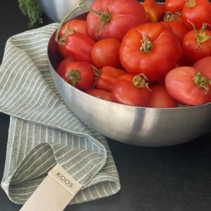 KOOS_smalltowel_greenstripes_BEAUTY.jpg