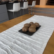 Linane pikk linik, 'runner', valge voldiline kangas