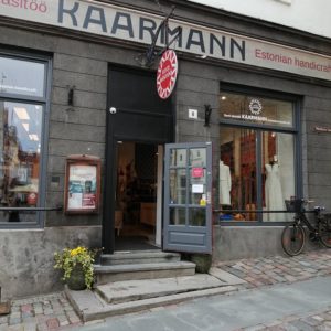 Kaarmanni käsitööpood, Vanaturu kael 8